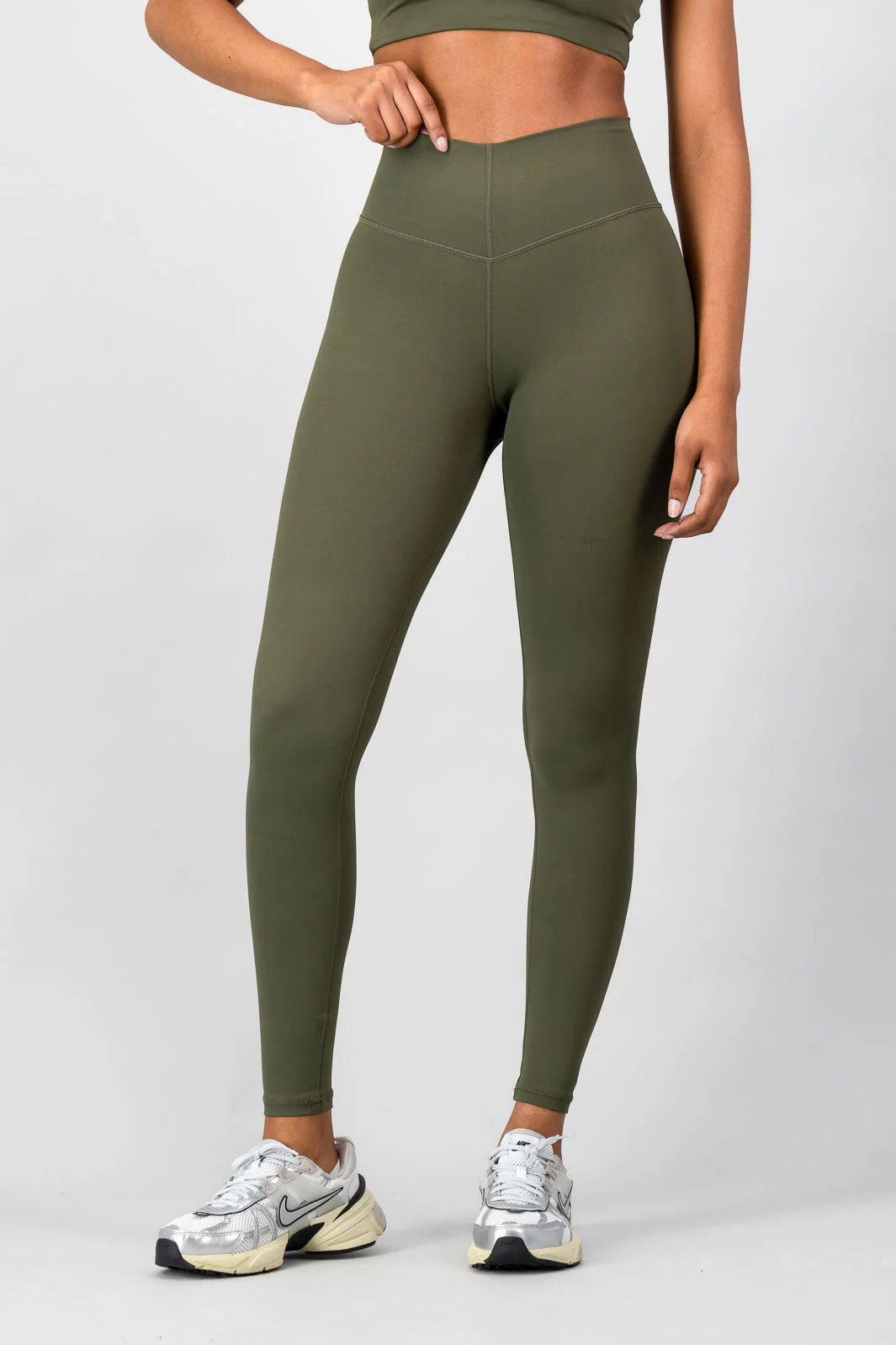 Dynamic Legging - Olive - Image 3