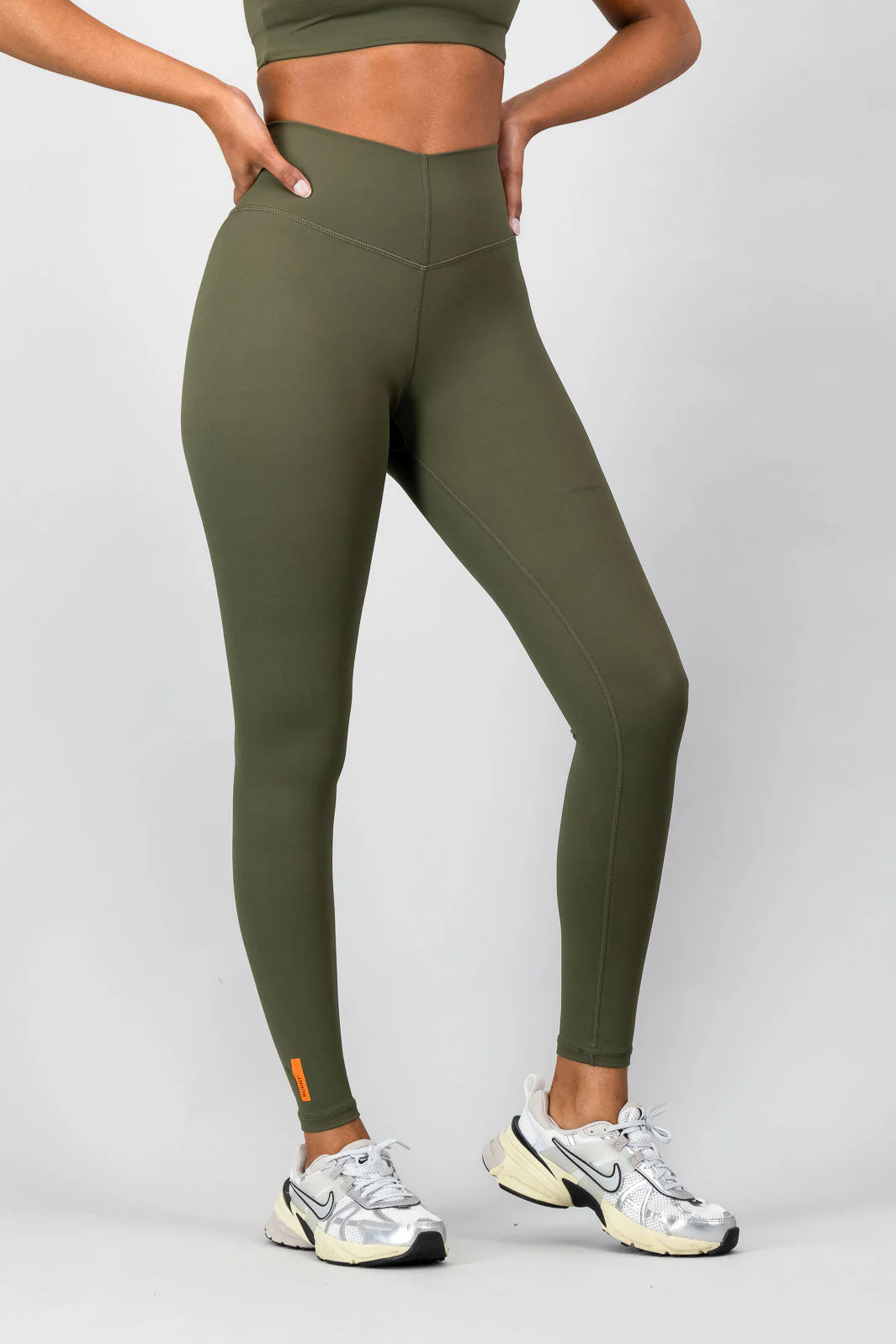 Dynamic Legging - Olive - Image 4