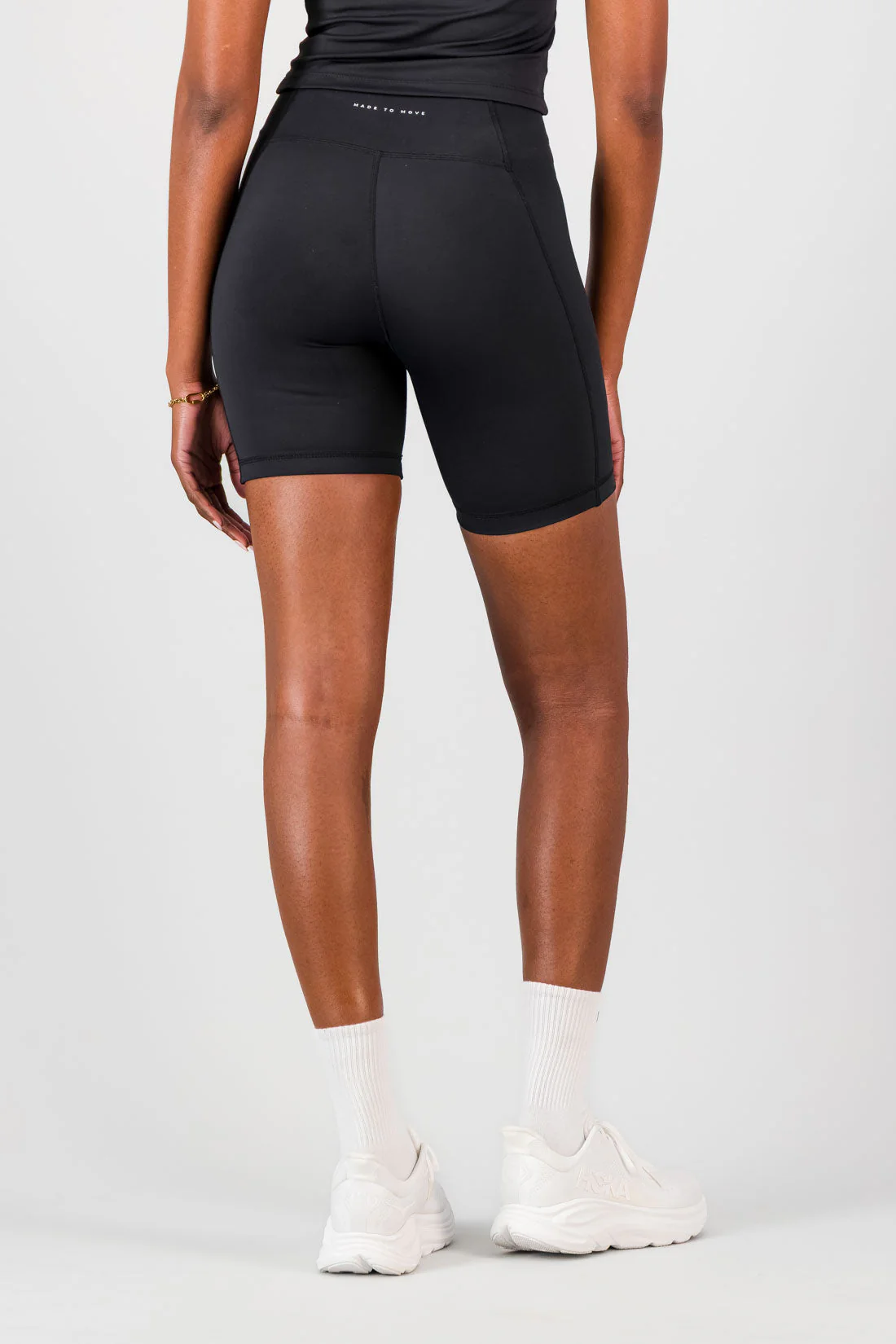 Essential Leah Short - Image 5