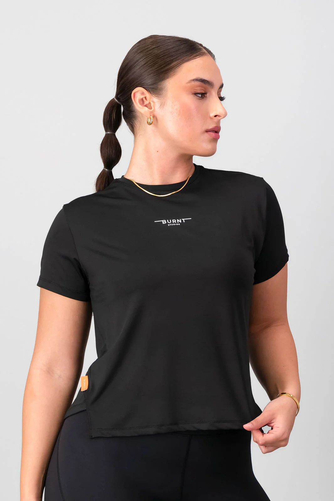 Essential Movement Tee - Black - Image 4