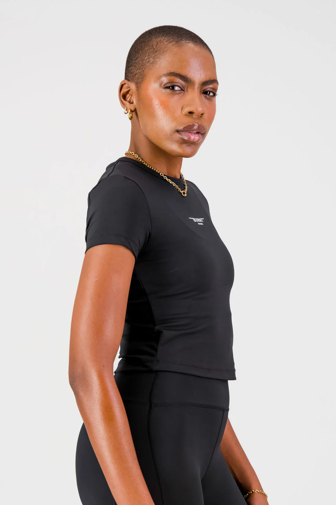 Essential Olivia Fitted Tee - Black - Image 3