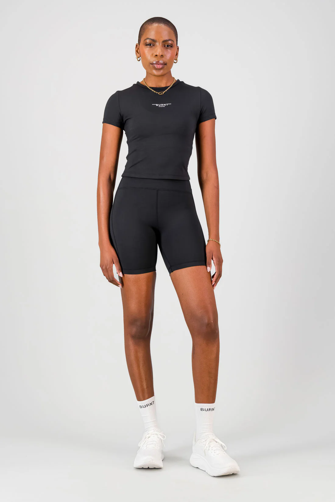 Essential Olivia Fitted Tee - Black - Image 4