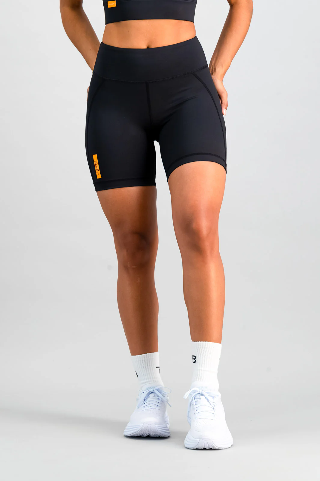 Essential Shorts - Black - Image 4