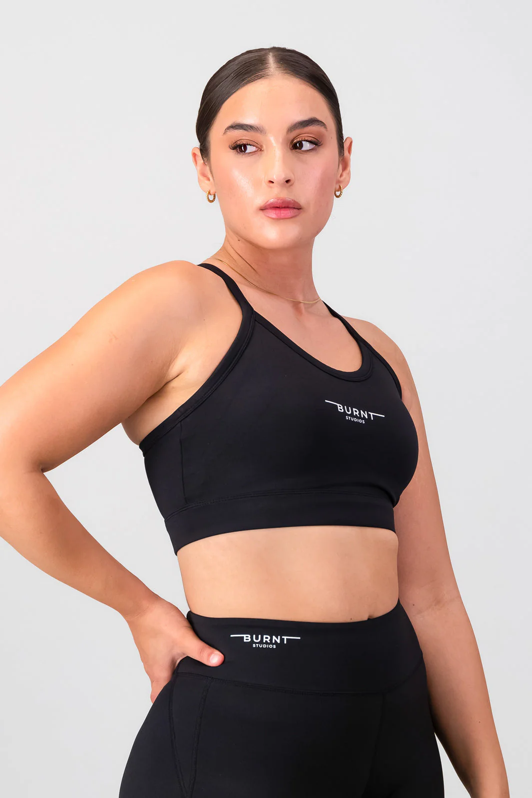 Essential Strong Bra - Black - Image 3