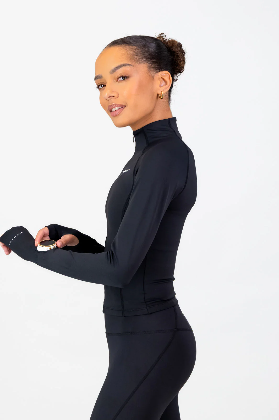 Essential Tempo 1/4 Zip - Image 4