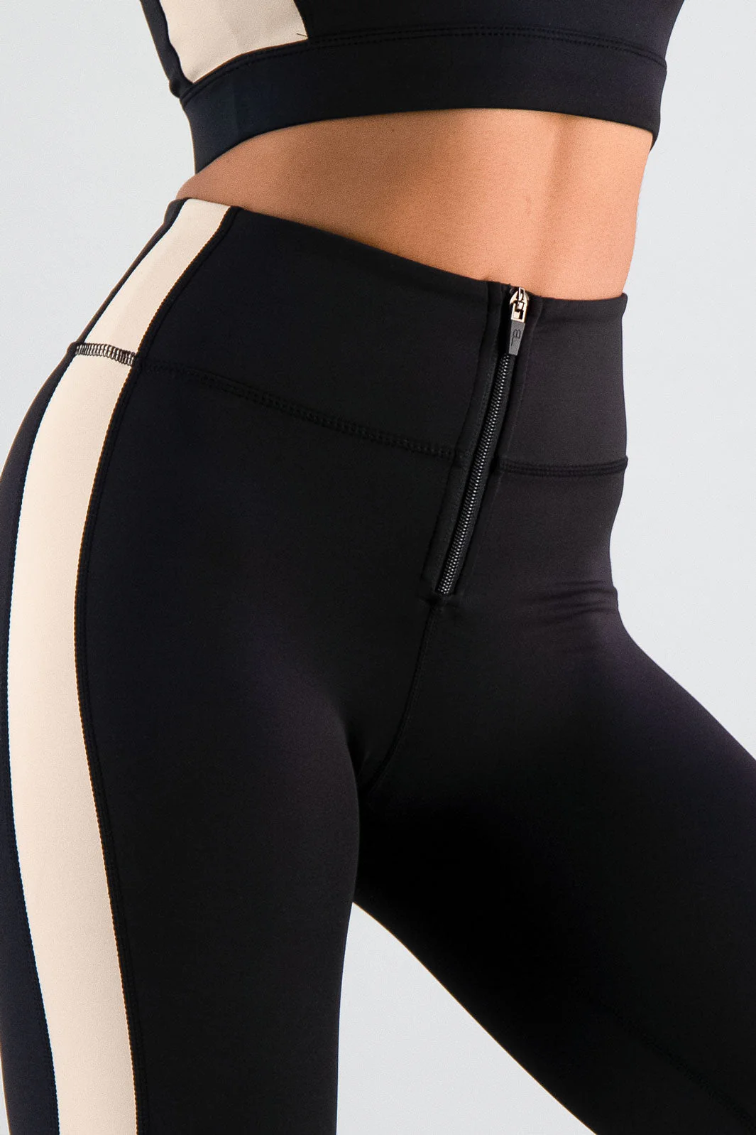 Motion Leggings - Image 3