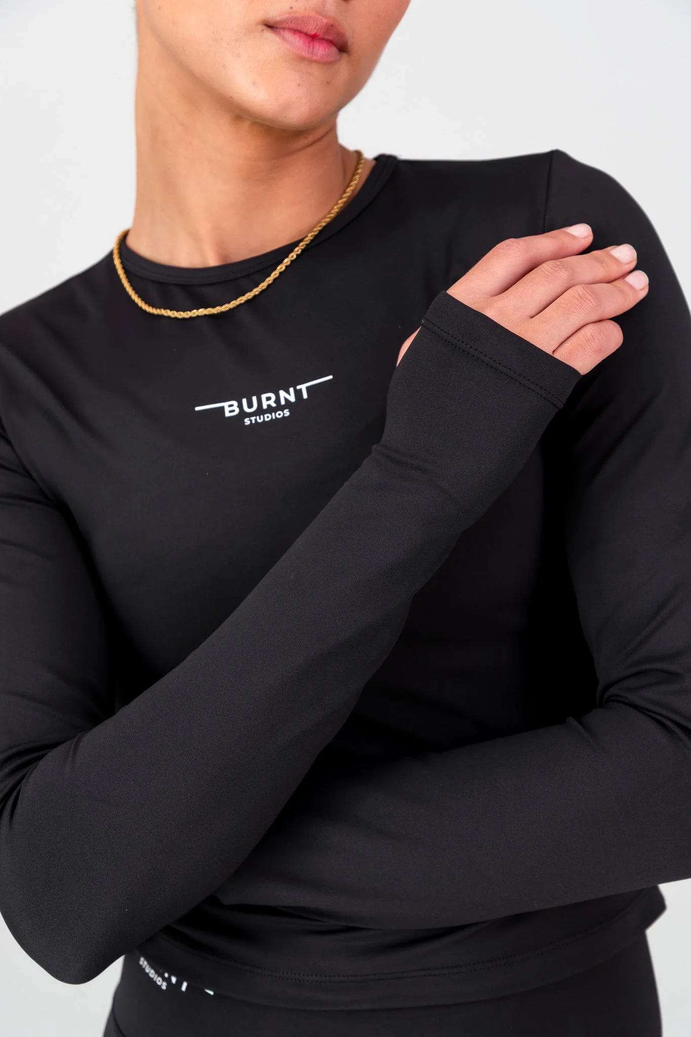 Essential Olivia Fitted Long Sleeve - Black - Image 4