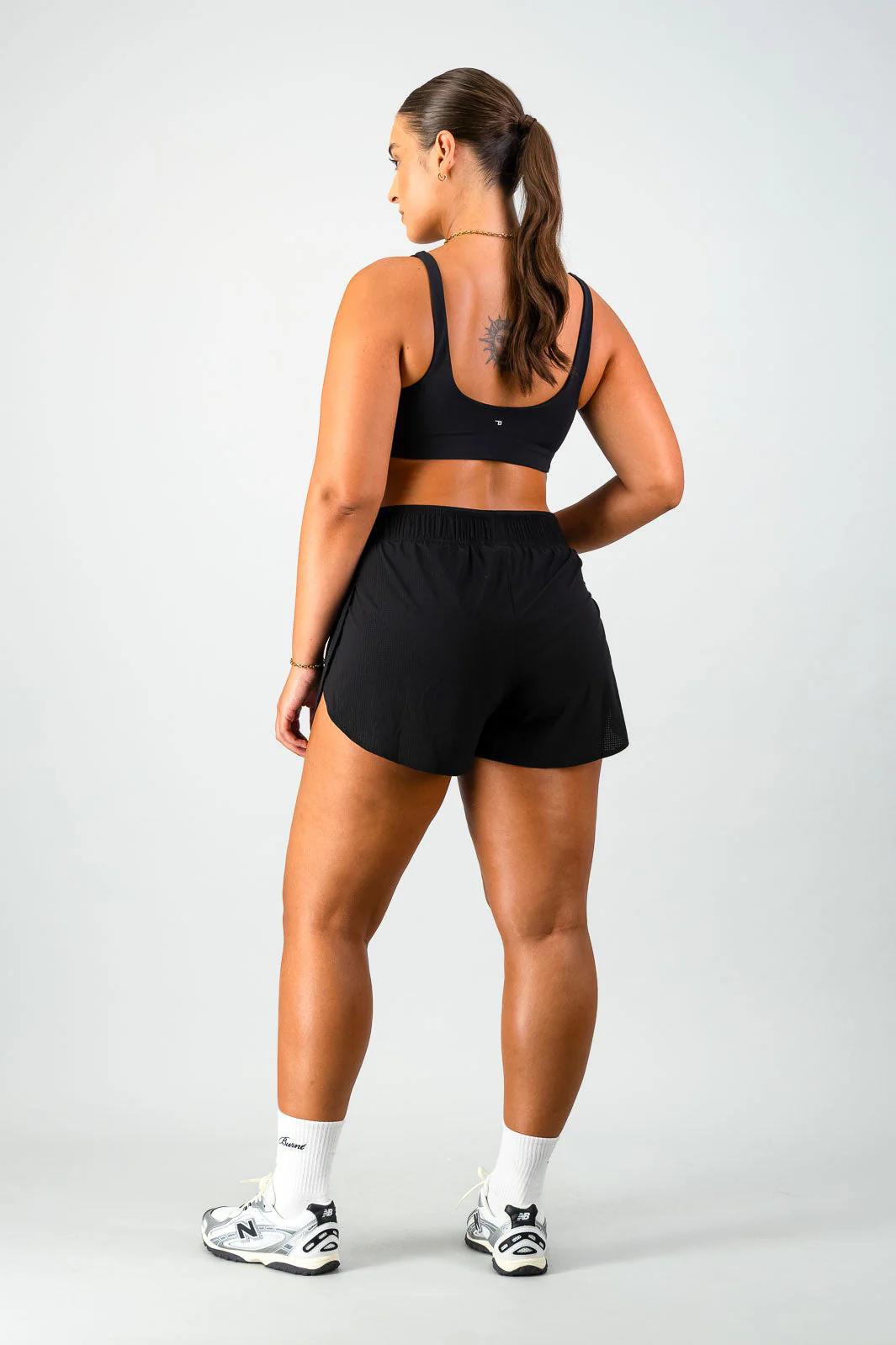 Studio Active Short - Black - Image 4